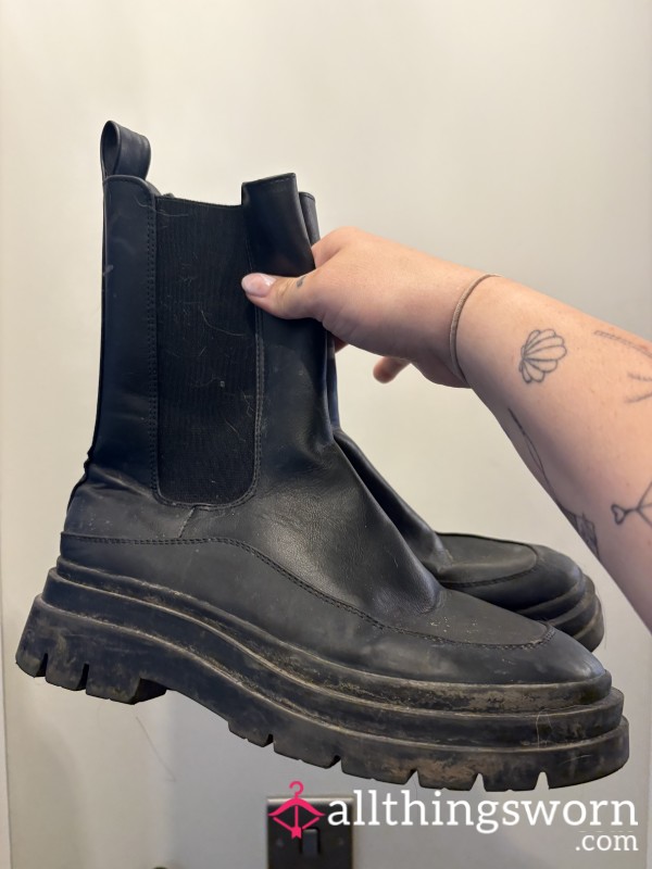Used Muddy Boots