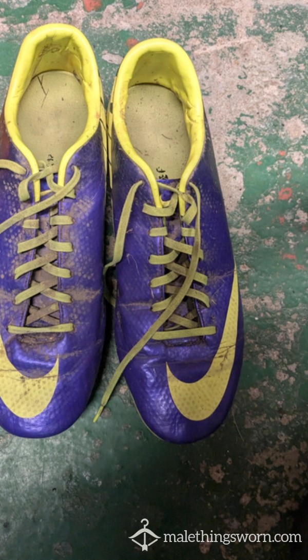 Used Nike Football Boots