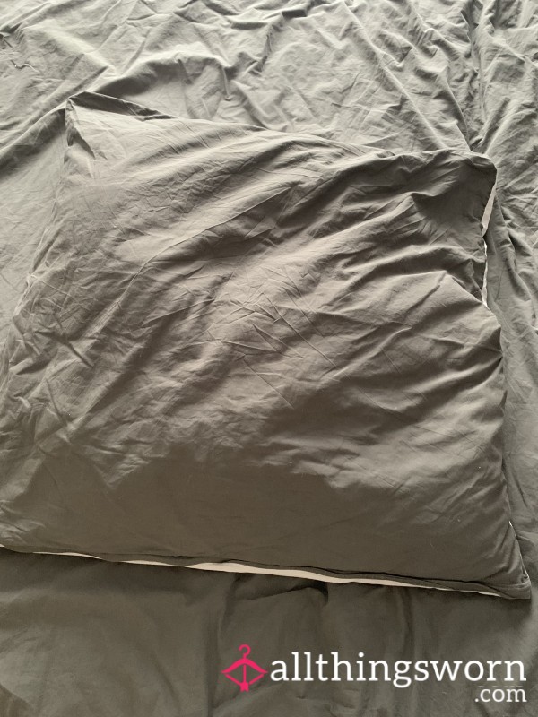 💕 Used Pillowcase 💕