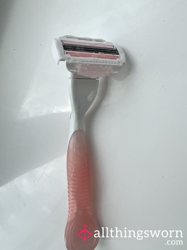 Used Pink Razor, Ready To Be Shipped To You