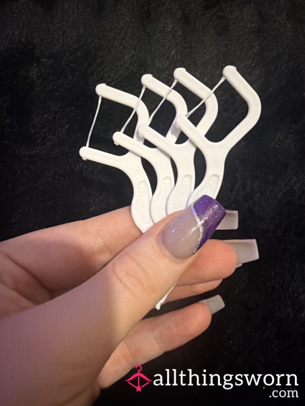 Used Plastic Flossers💋