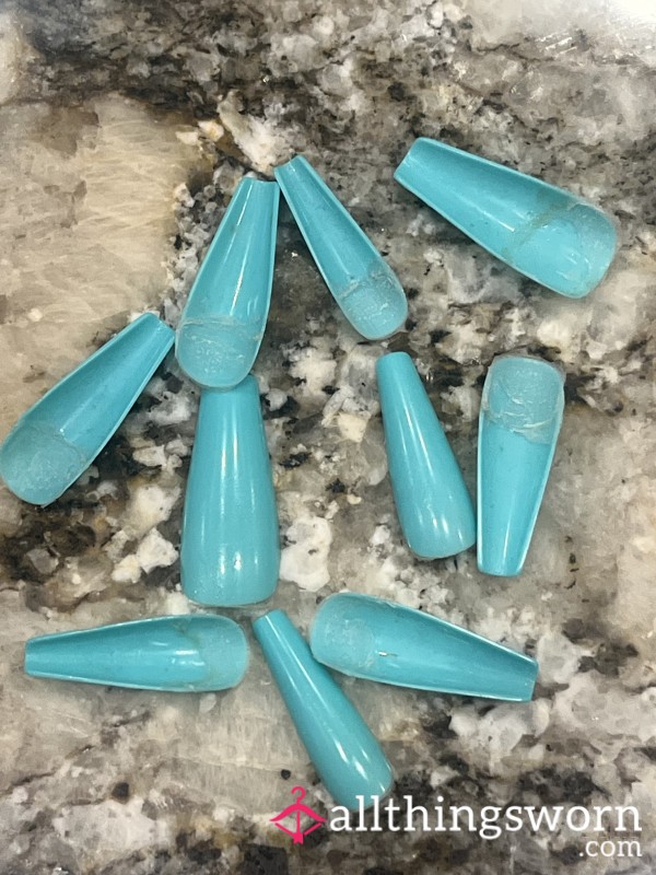 Used Press-on Nails