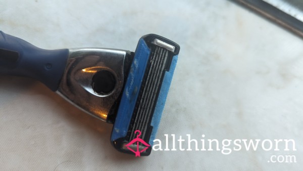 Used Pu**y Razor