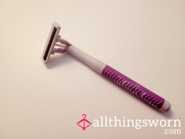 Used Razor