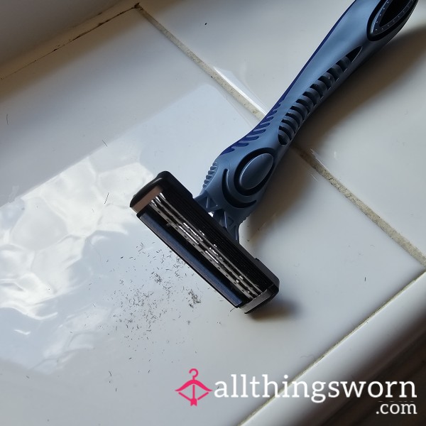 Used Razor...