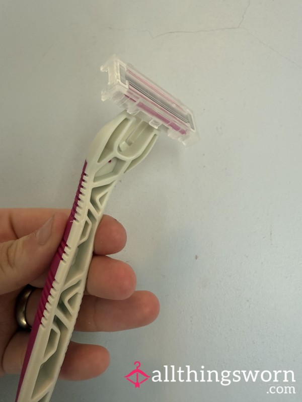 Used Razor 🪒