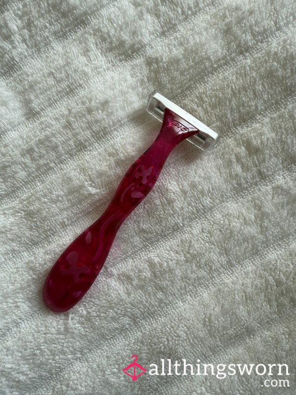 Used Razor 🎀