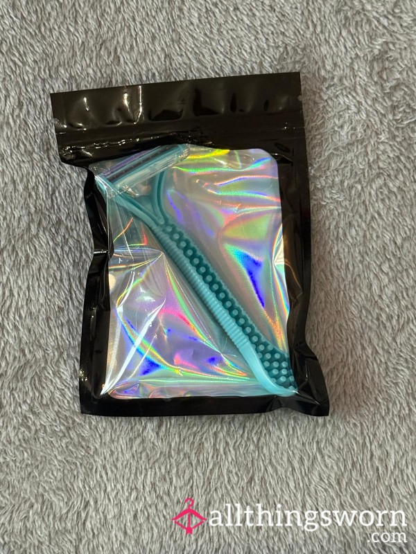 Used Razor