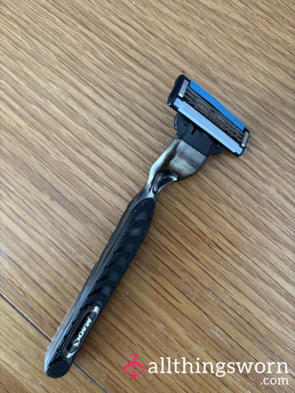 Used Razor 🪒
