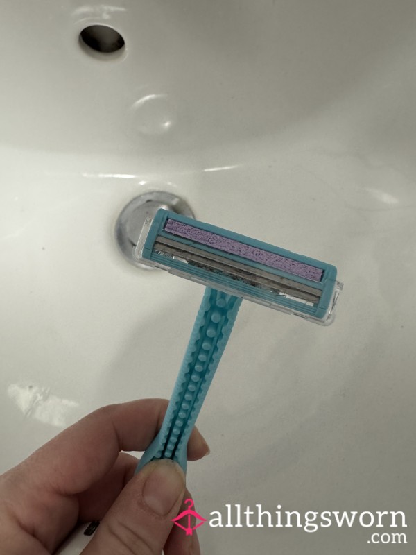 Used Razor 🪒