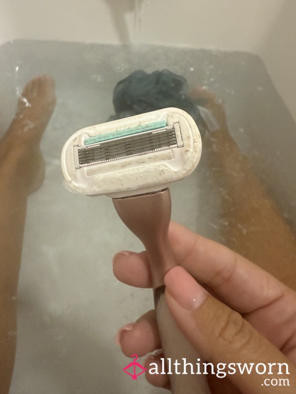 Used Razor