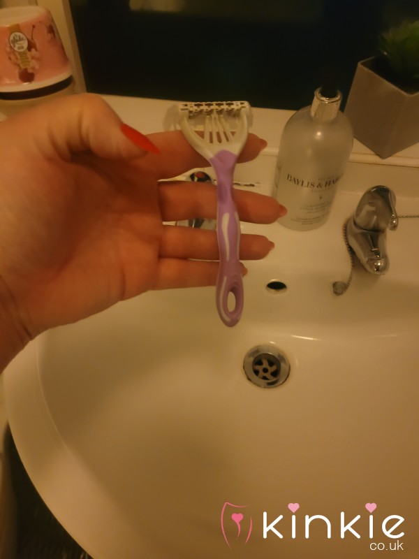 Used Razor