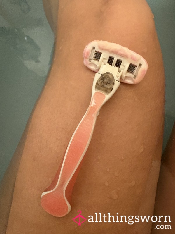 Used Razor