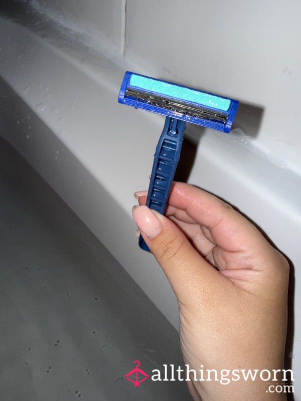 Used Razor