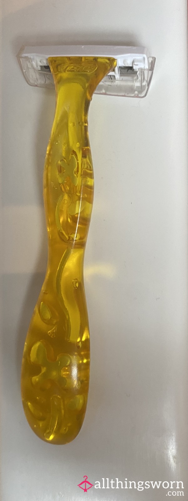 Used Razor