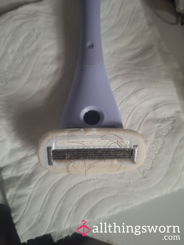 Used Razor