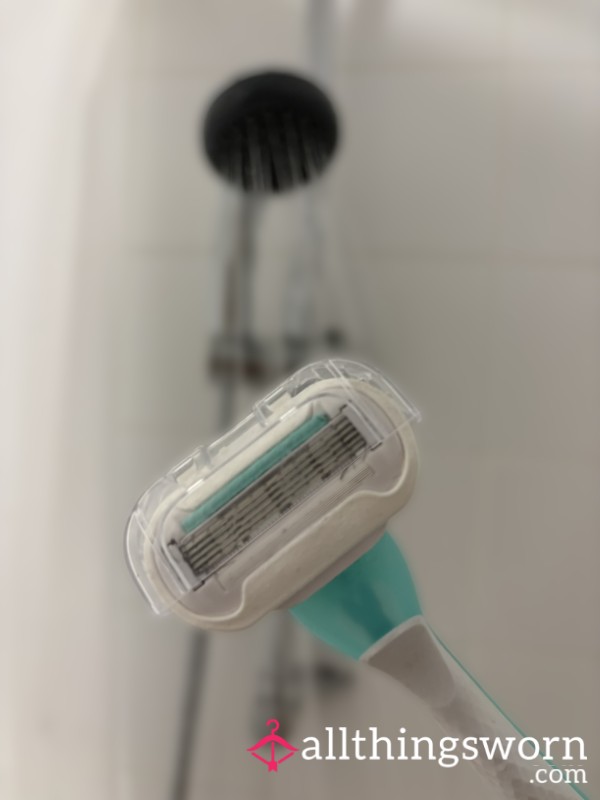 Used Razor (multiple Uses On Different Area😉🤫)