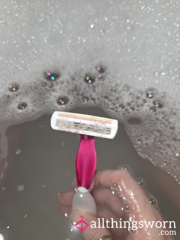 Soft, Natural Pu**y Hair