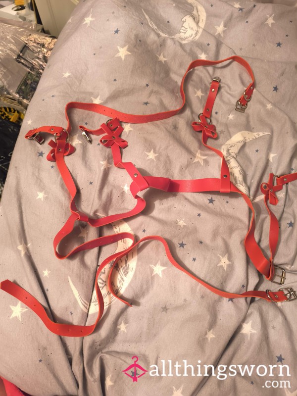 Used Red Leather Harness Straps Unis** BDSM