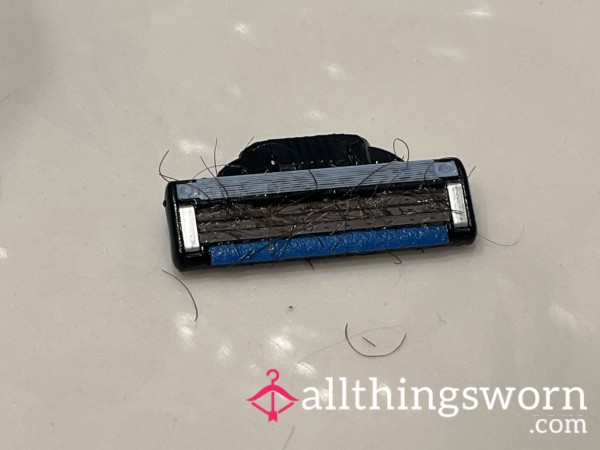 🖤Used Shaving Blade🖤