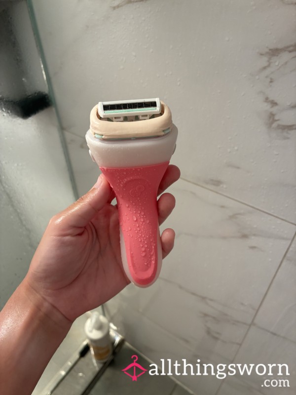 Used Shavor - Lots Of Hair