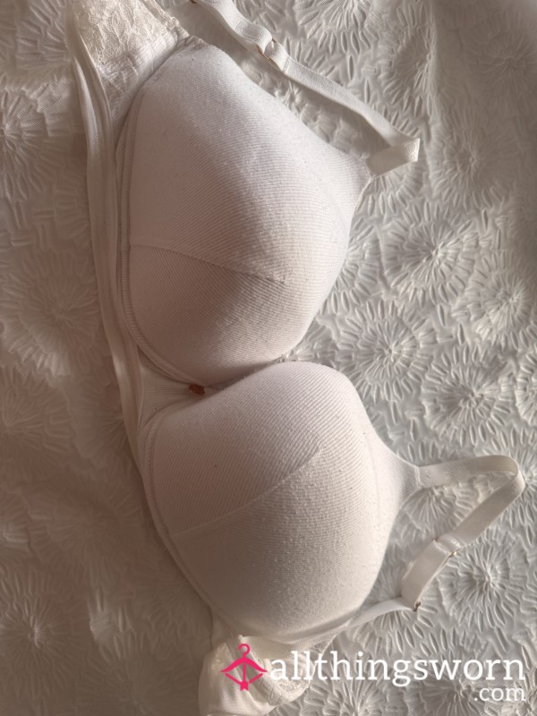 Used Size 40DD White Bra