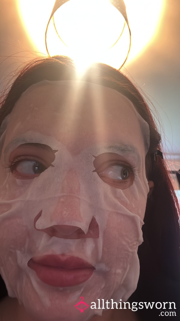 🐱🧖‍♀️ Freshly Used Skincare Face Mask Rubbed Against My Pu**y🐱 🧖‍♀️