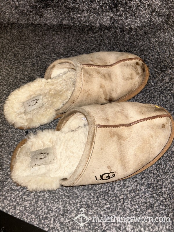 USED SLIPPERS