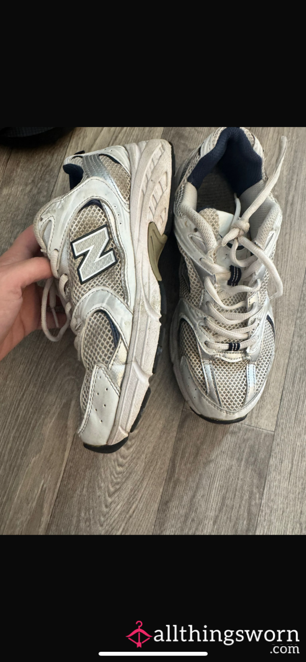 Used Smelly Beaten Up New Balance