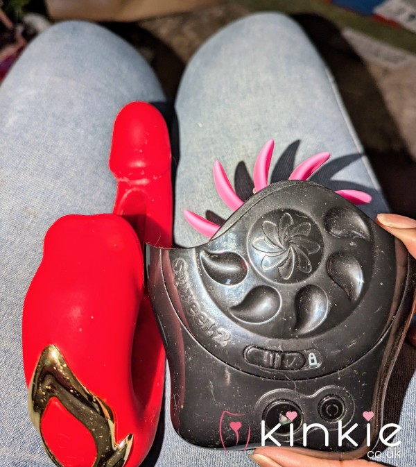Used Sqweel 2 Pu**y Licker And Pink Di**o