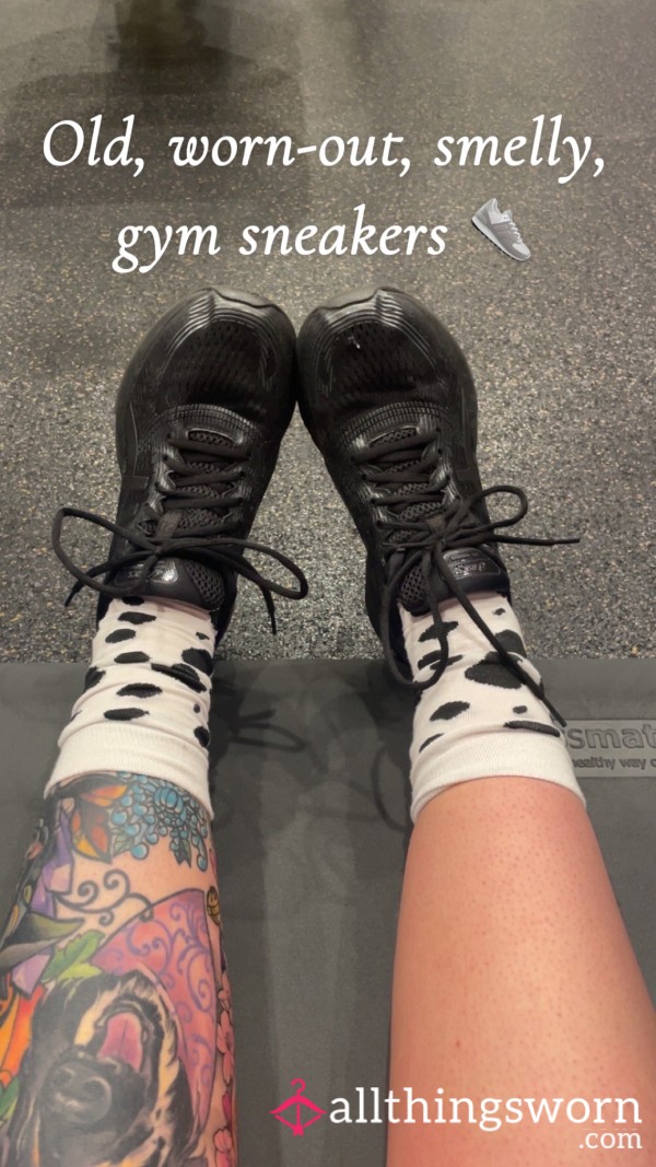 Used STINKY ASICS Gym Sneakers!! 👟 🤢