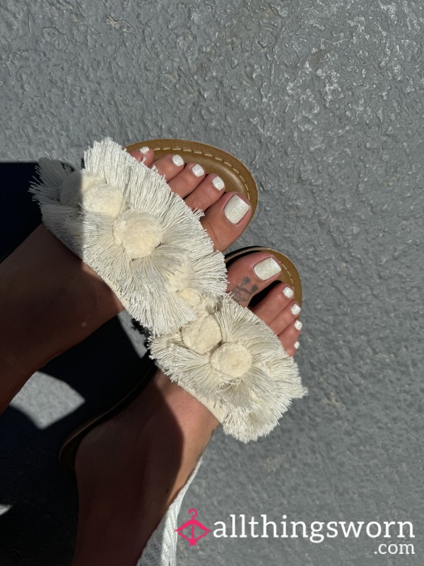 Used Summer Sliders With Ta**les