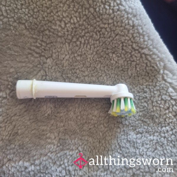 Used Tooth Brush Head