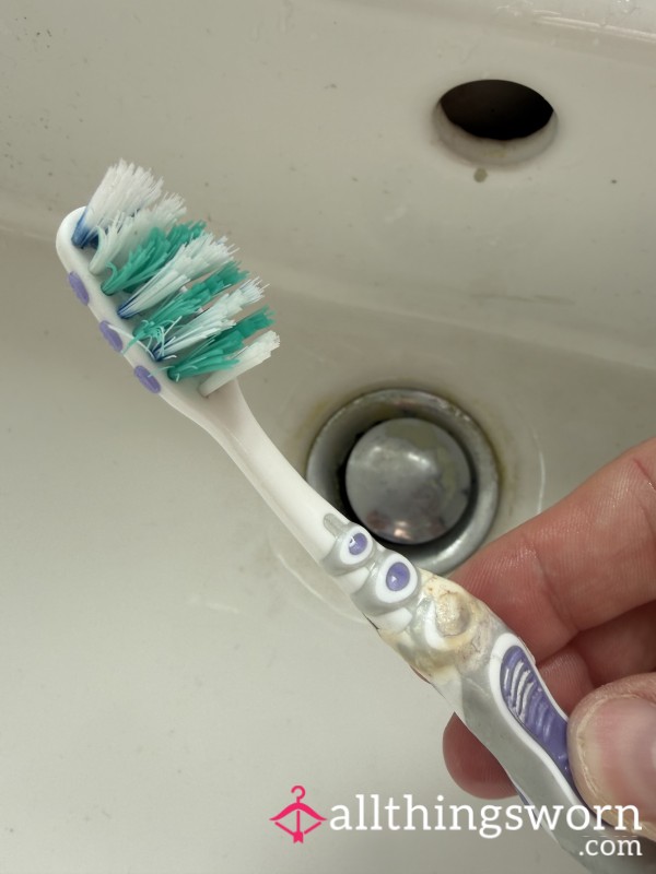 Used Toothbrush 🪥🦷