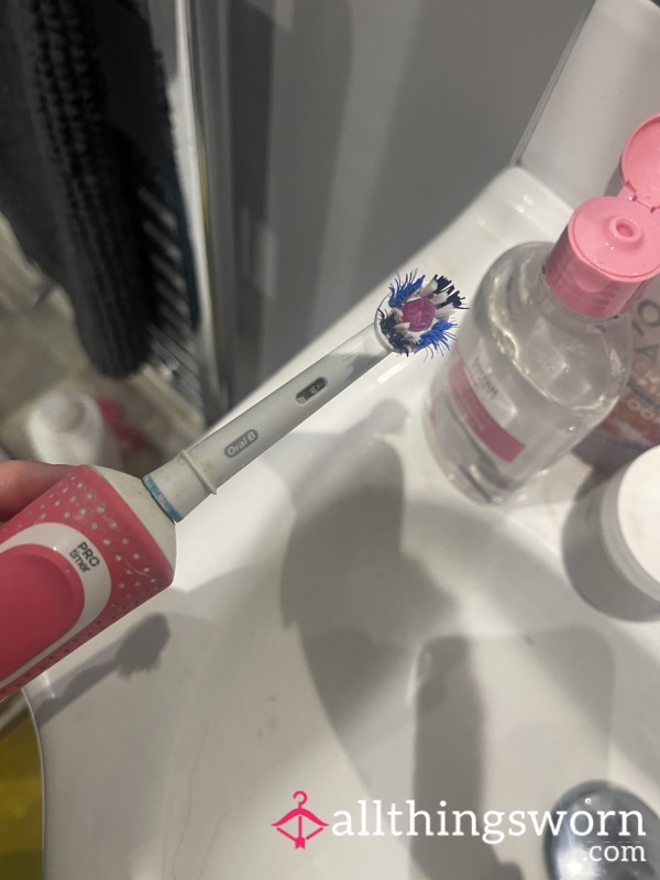 Used Toothbrush Head