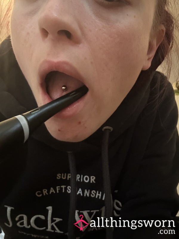 Used Toothbrush Head