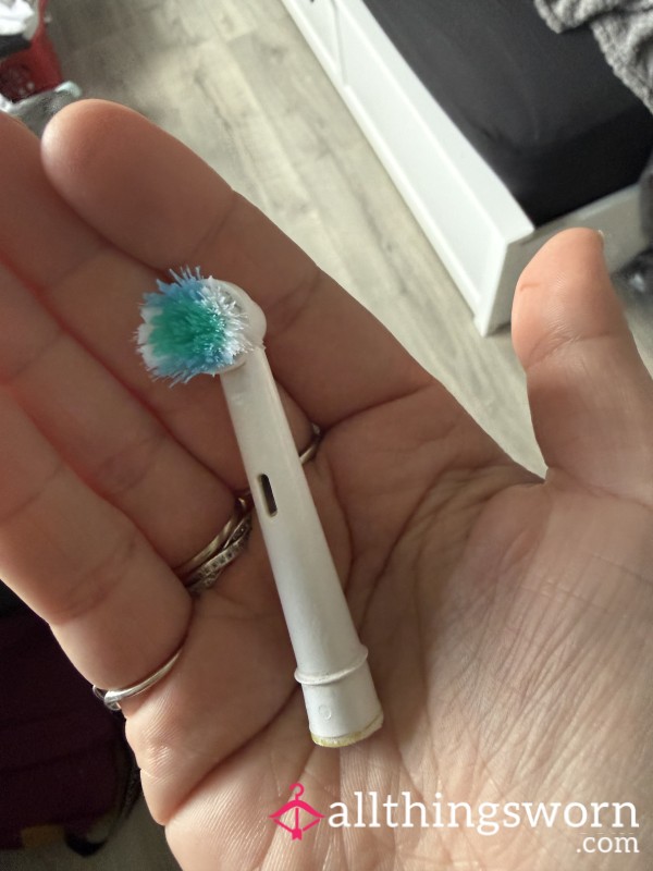 Used Toothbrush Head