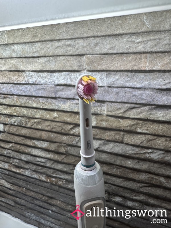 Used Toothbrush Head