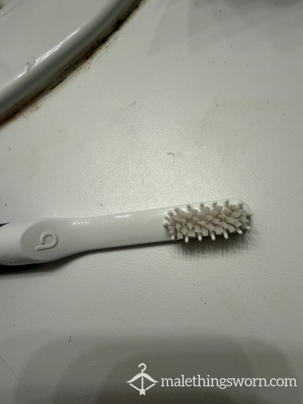 Used Toothbrush Head