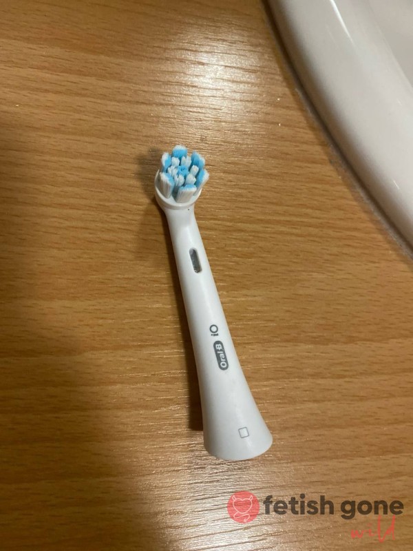 Used Toothbrush Head 6 Months