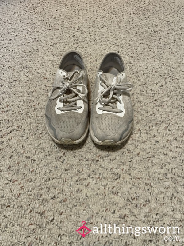Used Under Armour Sneaker With Number Customization