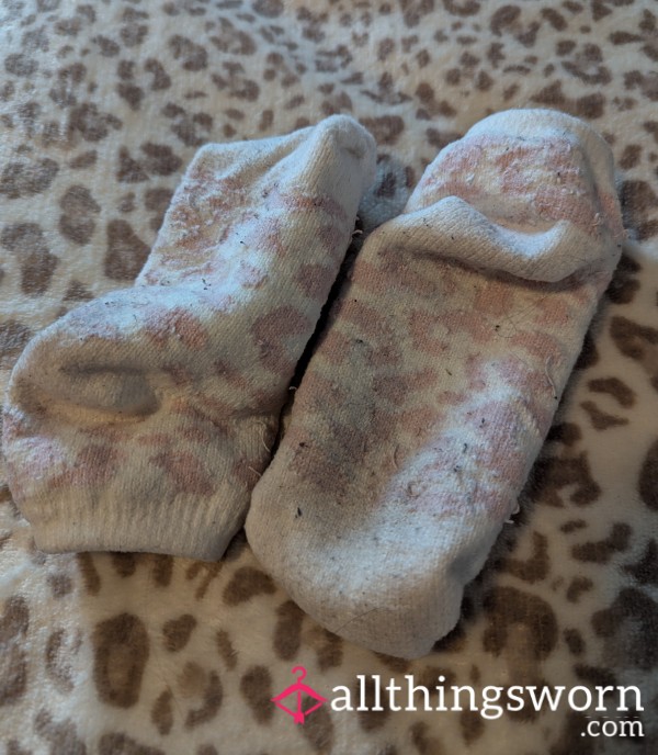Used Up Socks 🩷🧦