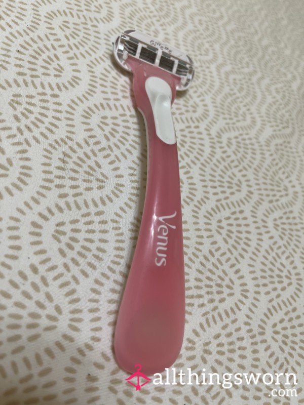 Used Venus Razor