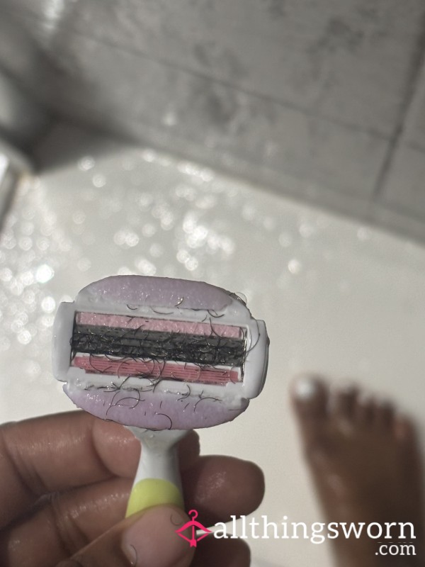 Used Venus Razor
