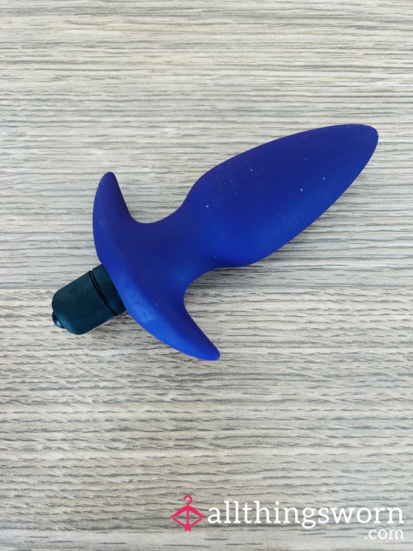 Used Vibrating Bu*t Plug