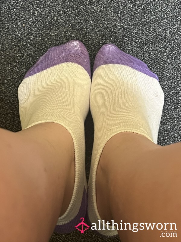 Used White And Purple Socks