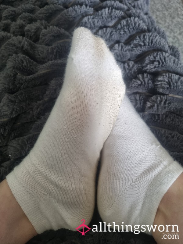Used White Ankle Socks
