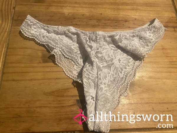 Used White Lace Thongs🤍
