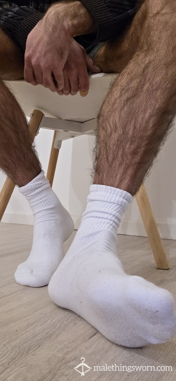 Used White Mens Socks