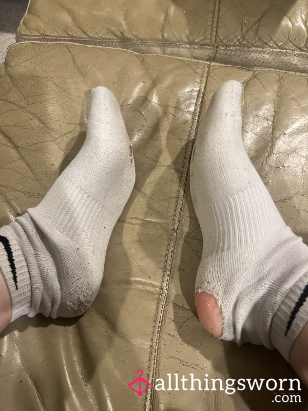 Used White Nike Low Cut Ankle Socks
